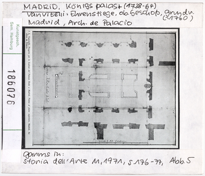 Vorschaubild Madrid: Königspalast, Ehrenstiege, Entwurf von Vanvitelli, oberes Geschoss, Grundriss 